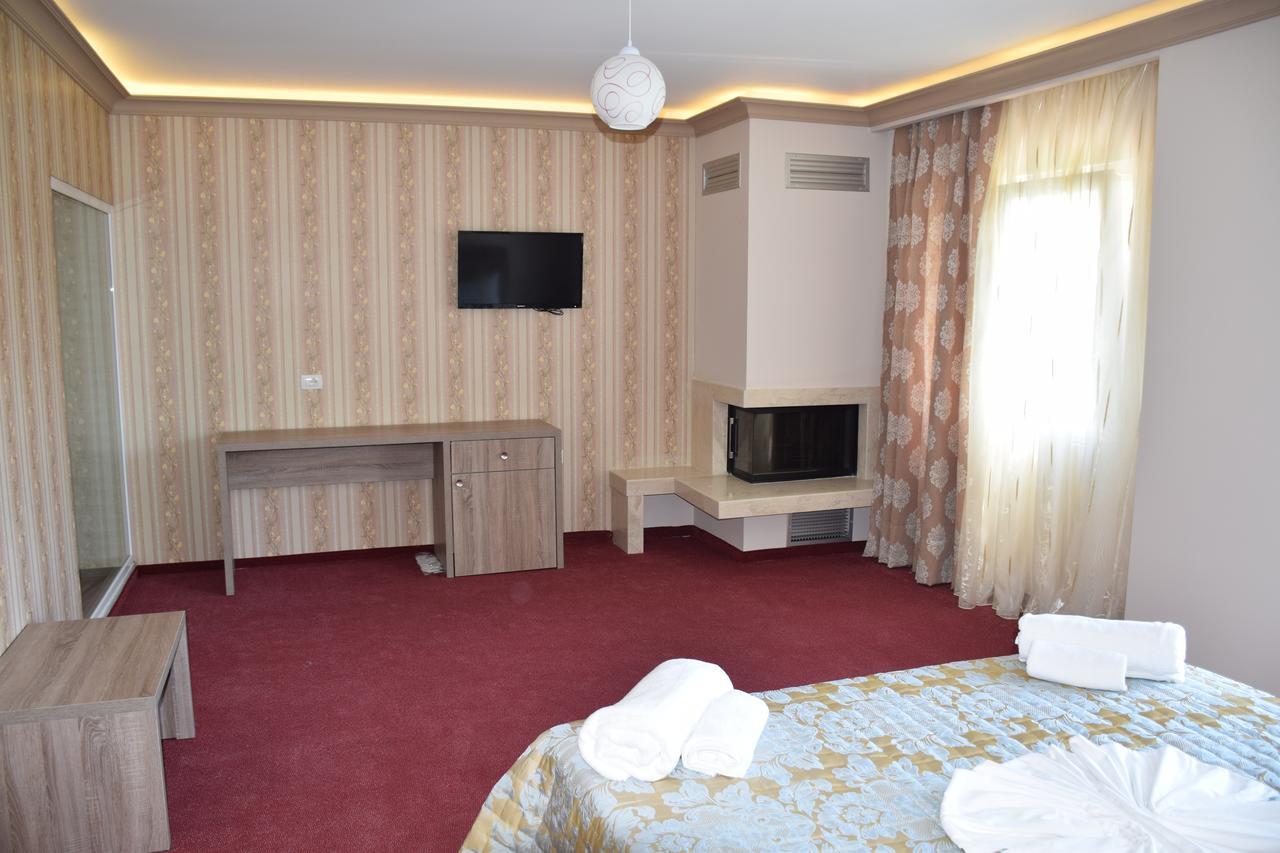 Hotel Pogradeci 2 Tushemisht Экстерьер фото